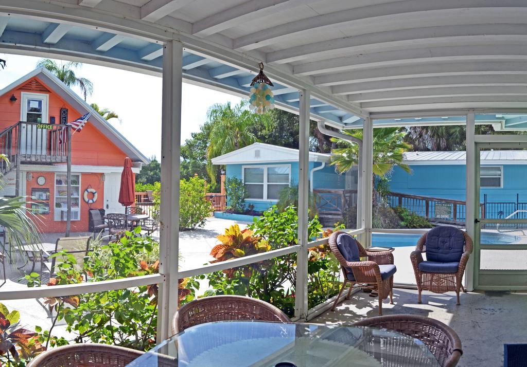 Flip Flop Cottages - Siesta Key Gulf Gate Estates 객실 사진